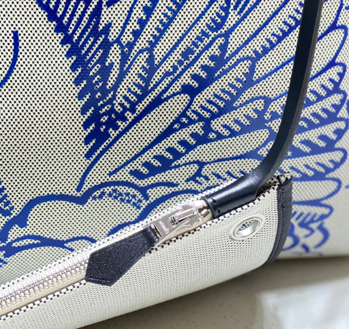 HM Pegase Pop Herbag Zip 31 White Blue Canvas Black Cowhide Leather