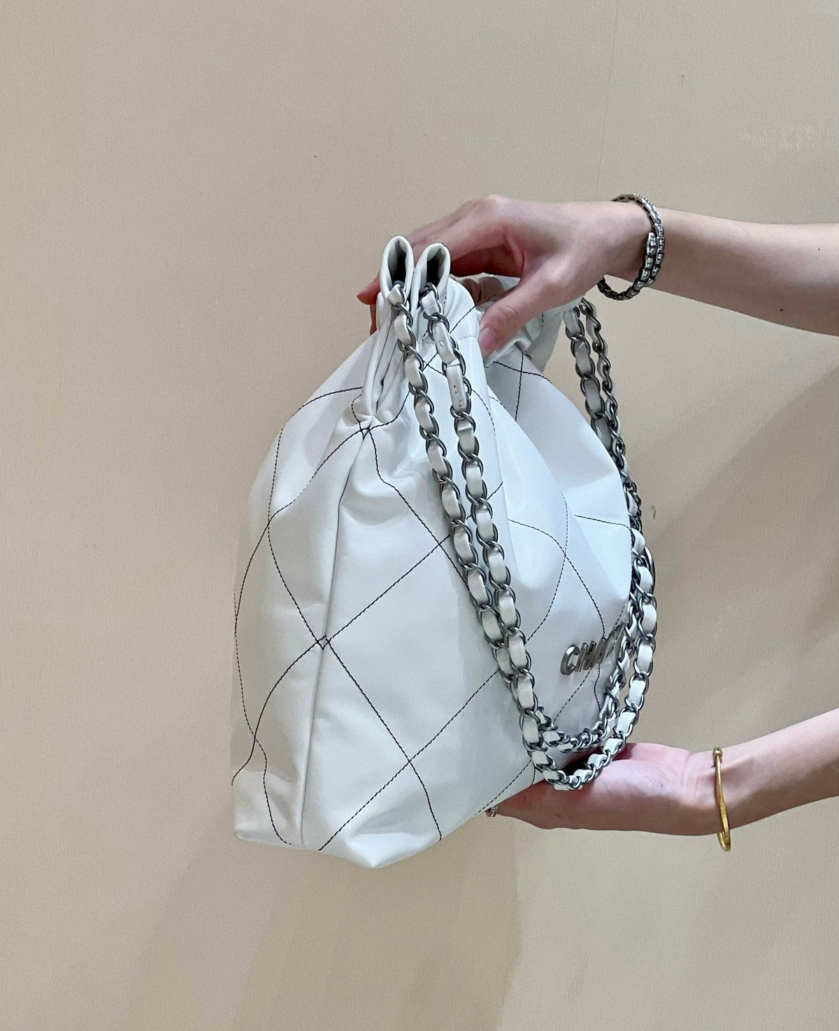 CC 22 Hobo White Black Calfskin Silver Hardware
