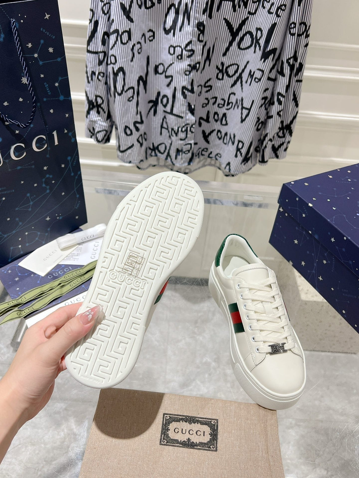 GG ACE 30 SUPREME TRAINER WHITE CALFSKIN