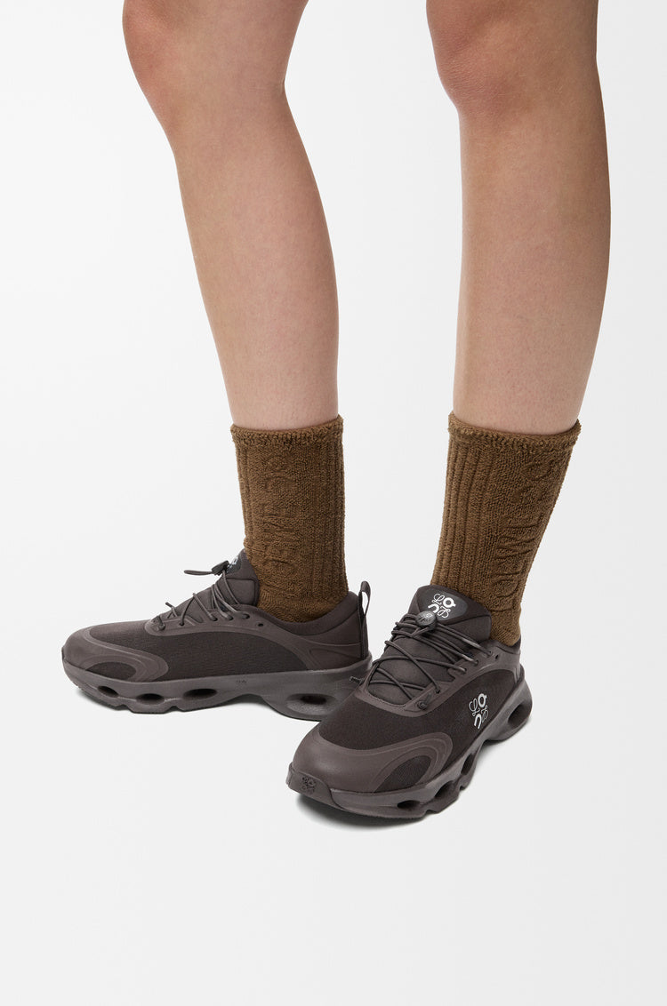 On Running Cloudsolo LOEWE Dark Brown Black