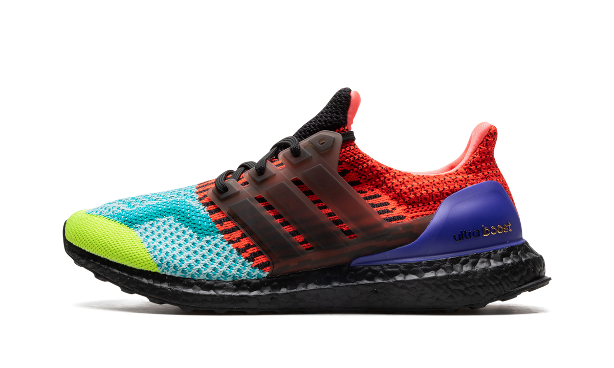 Ultraboost DNA "What The" EG5923