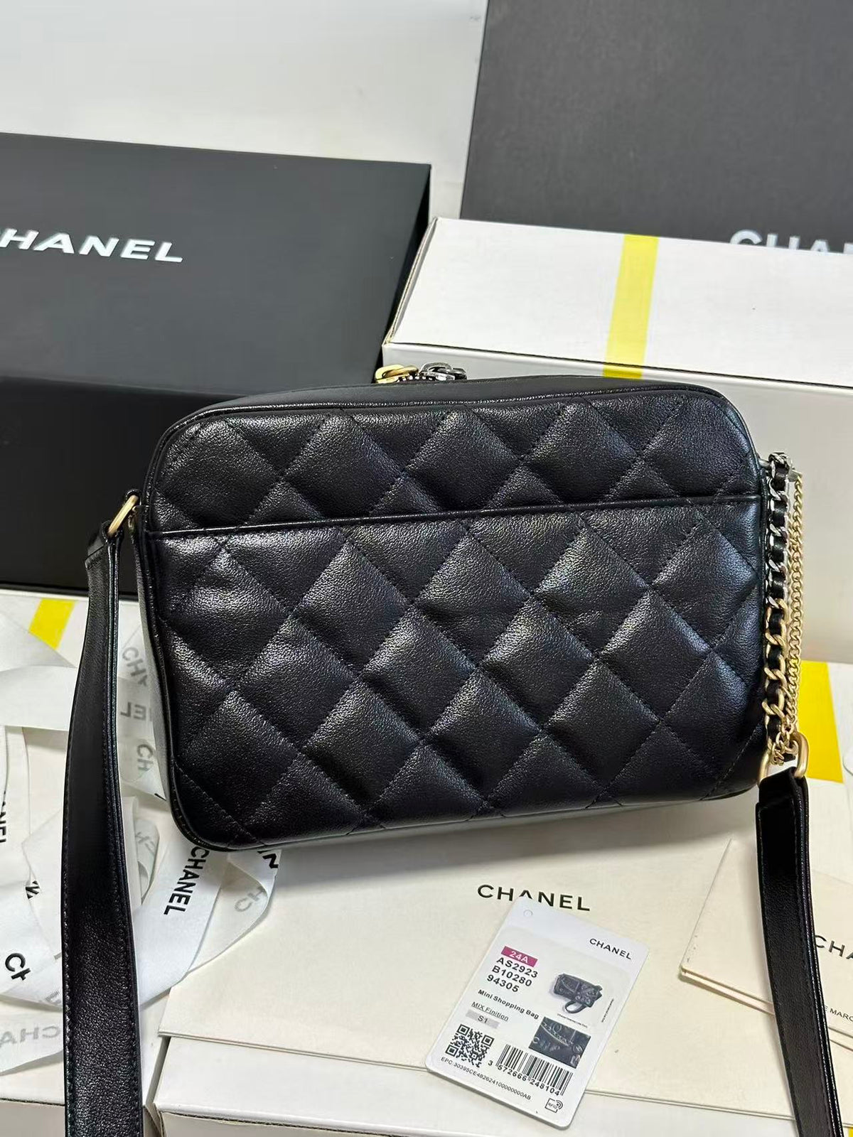 CC 22C Early Spring Crossbody Bags Black Lambskin