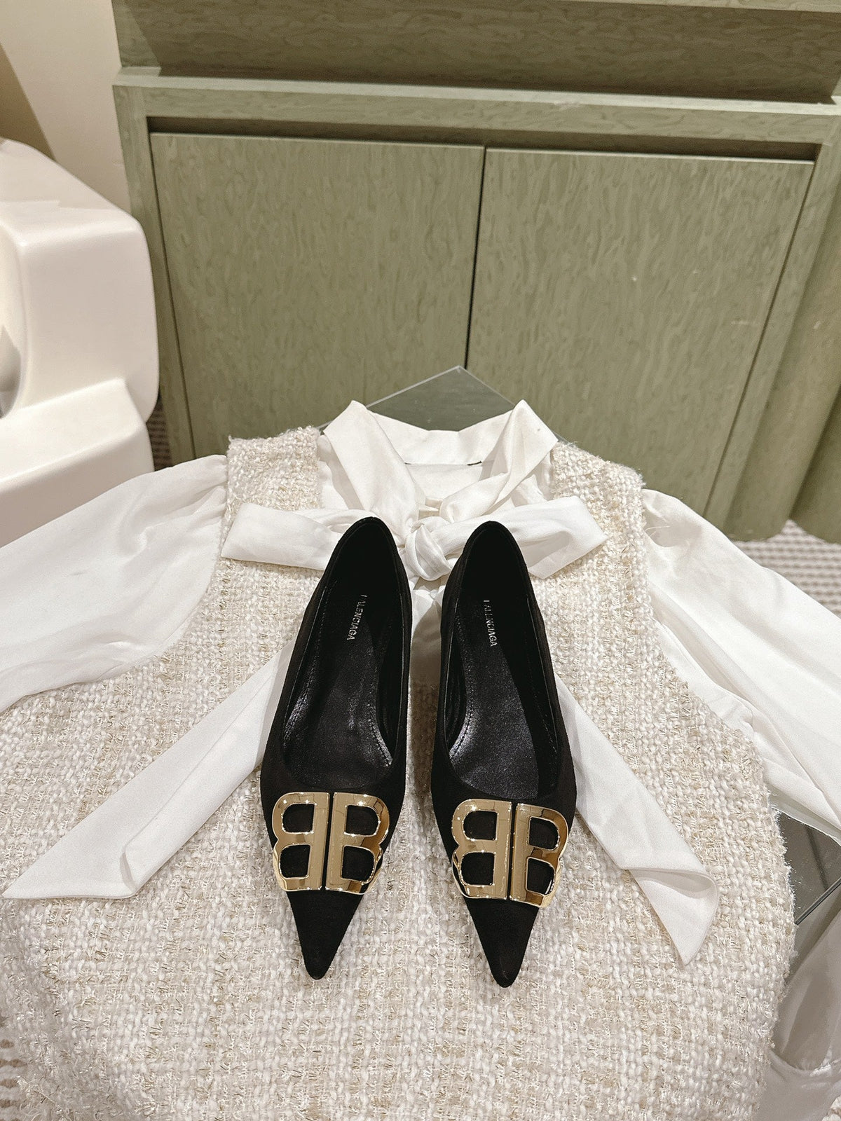 POINTED BB GOLD BUCKLE BALLET FLAT IN BLACK SUEDE