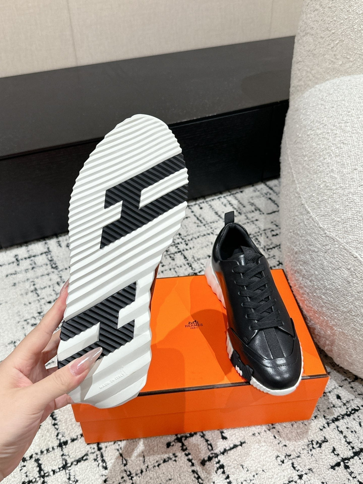 HM Jump Sneaker In Black Cowhide 985308