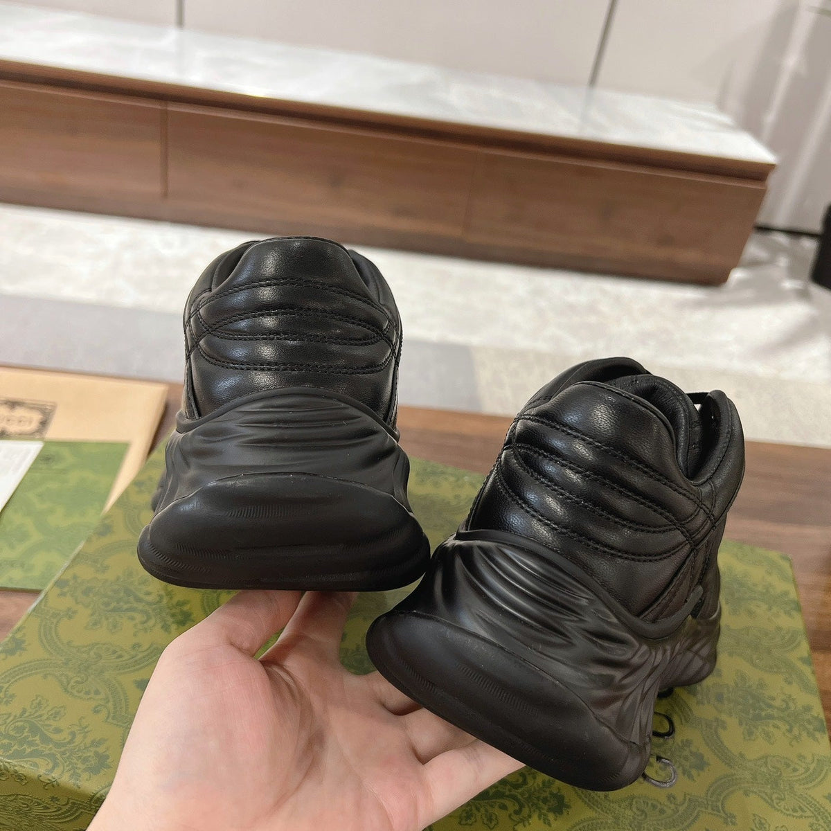 GG RIPPLE SNEAKER BLACK