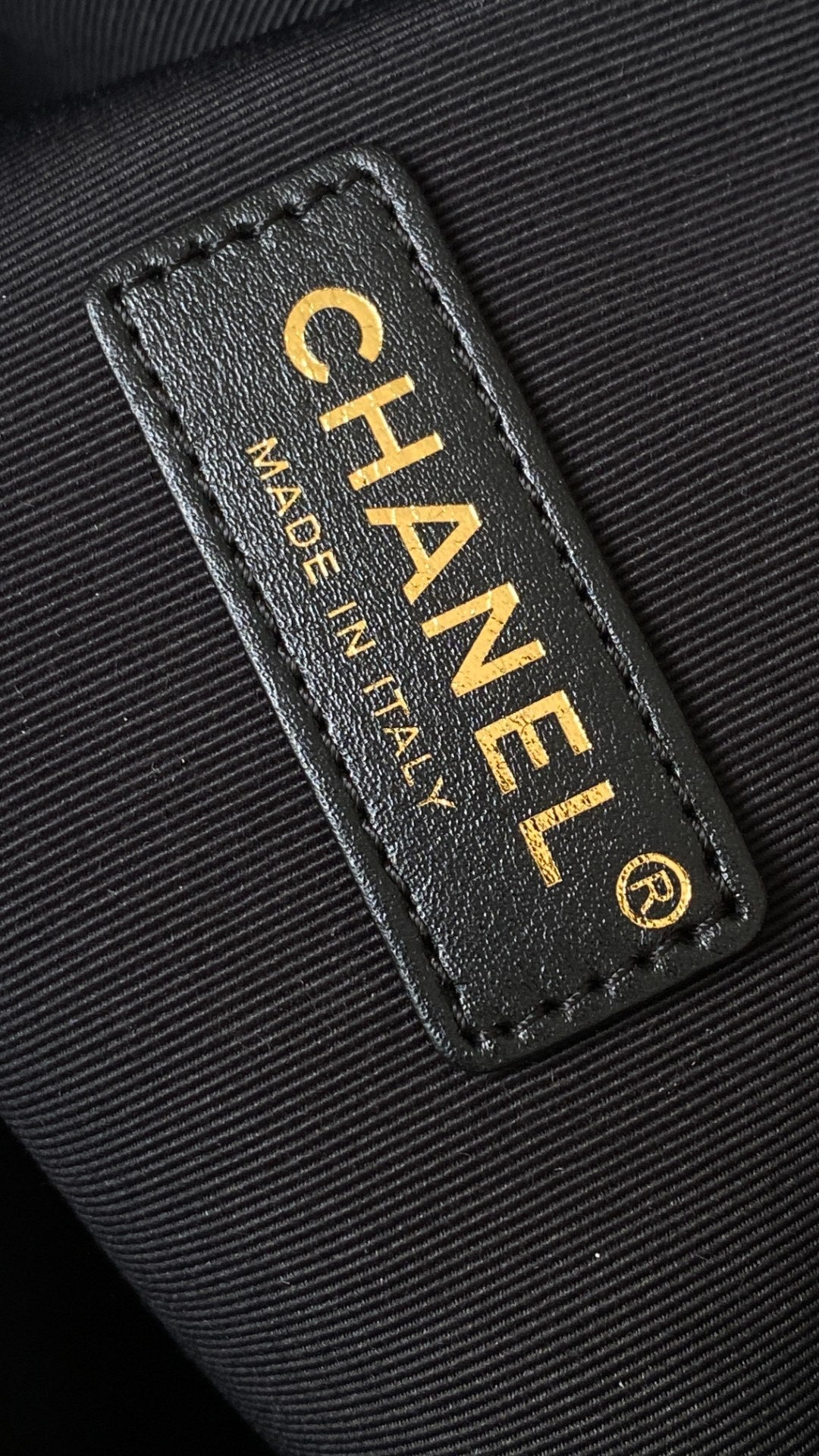 CC 2025 Multi-Pockets Camera Case Bag Black Calfskin