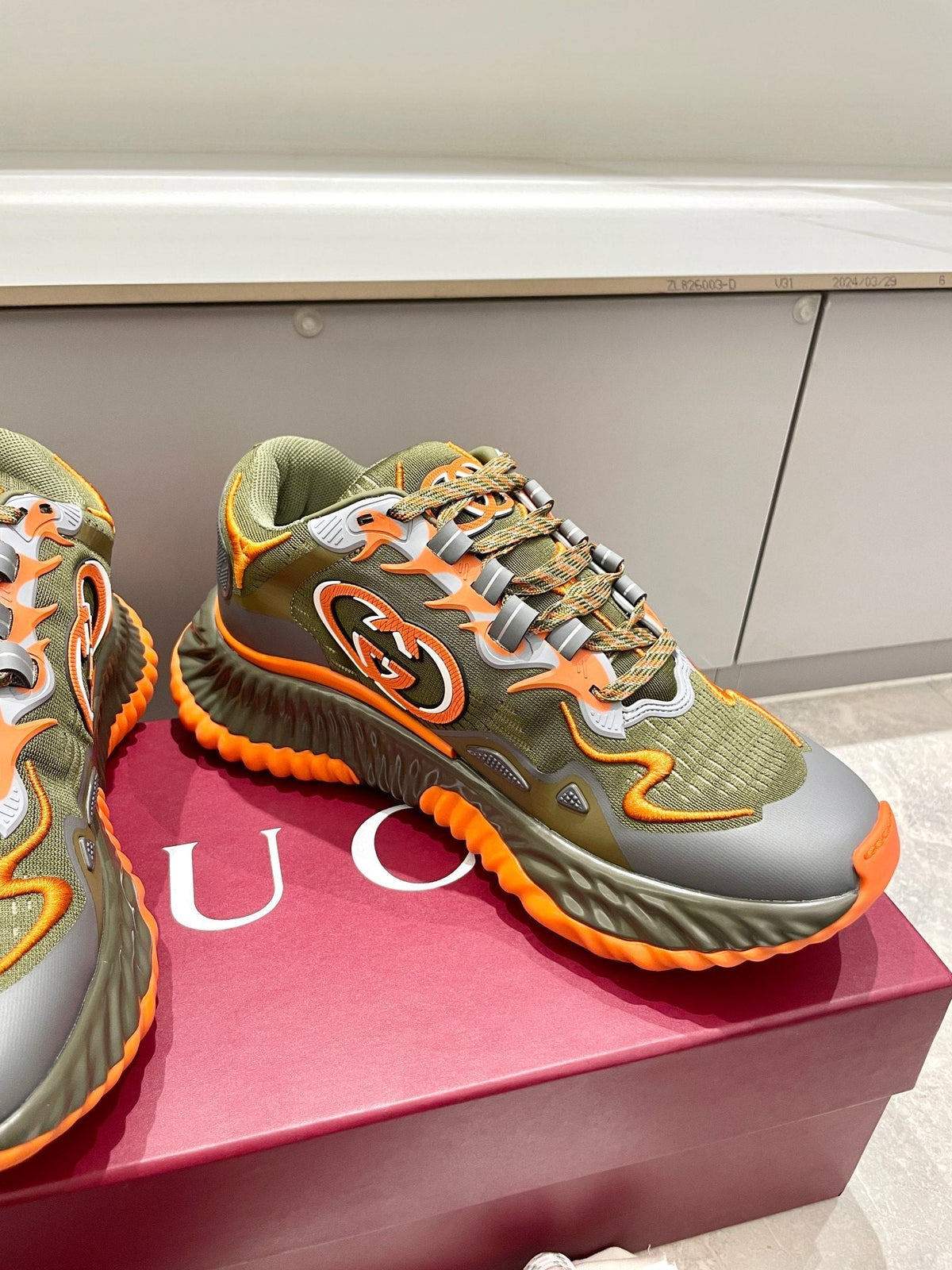 GG 26 Casual Sneakers Olive Green Orange Mesh Fabric 632855