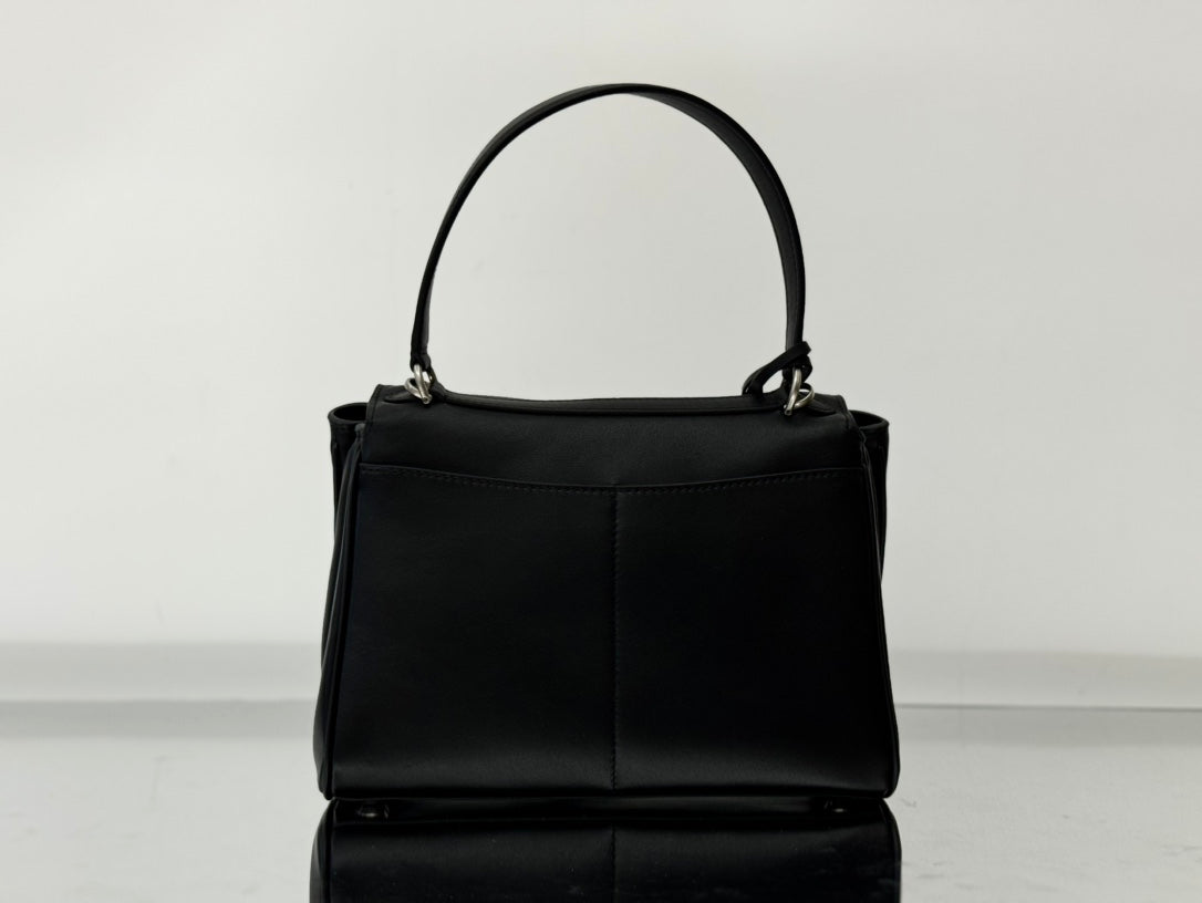 RODEO SMALL BAG 29 IN BLACK SMOOTH CALFSKIN SILVER HARDWARE