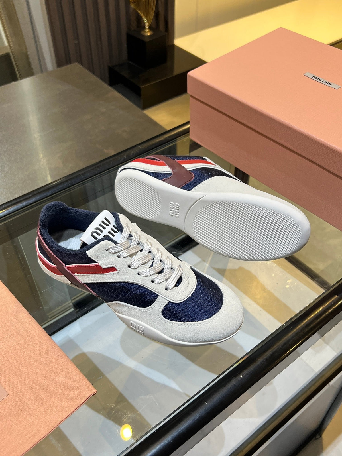 MIU x NB 26ss Sneaker White Blue Red Fabric Suede 625660