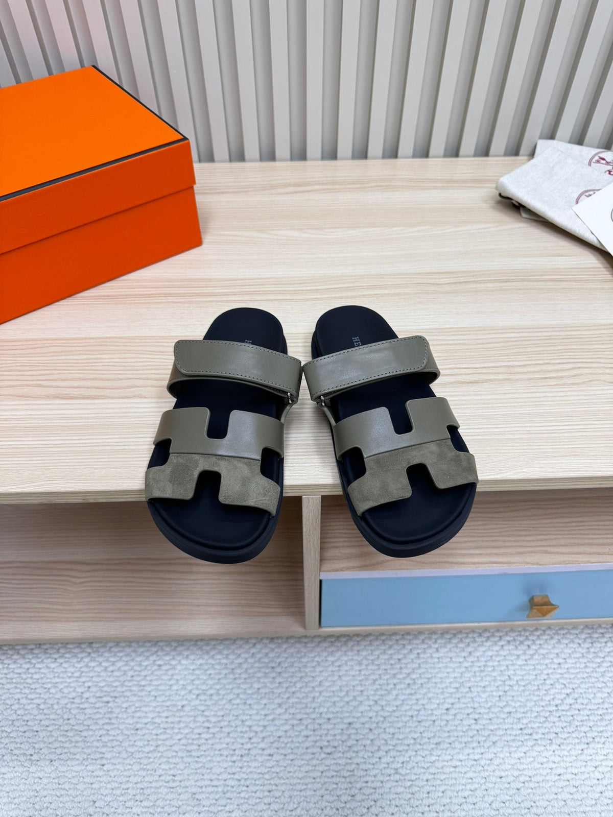 HM Chypre Sandal In Grey Green Cowhide And Suede 968868