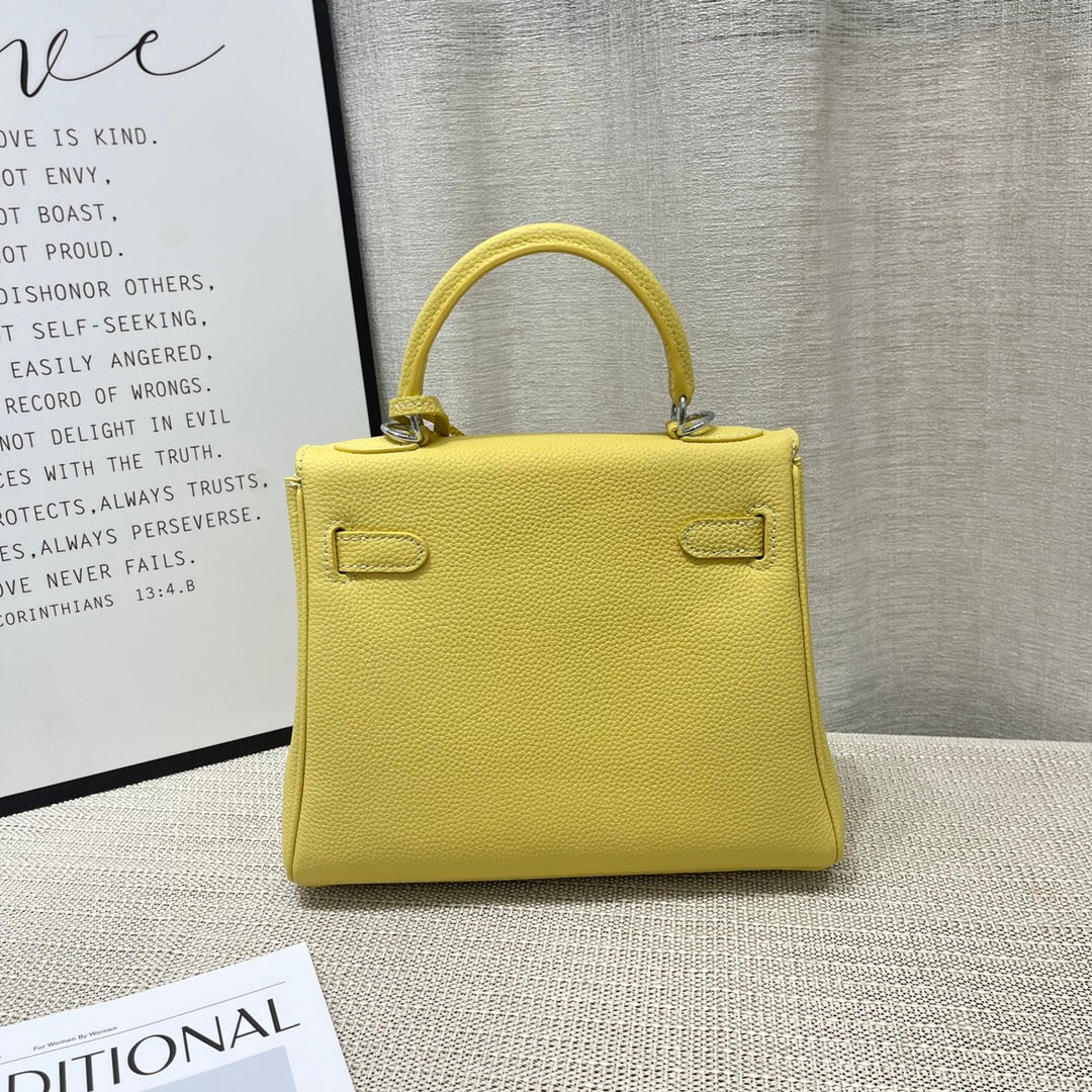 HM Kelly 25cm Lime Togo Leather Silver Hardware