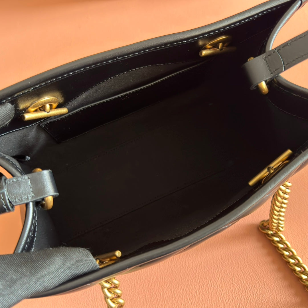GG Marmont Matelasse Tote Black Leather 271805