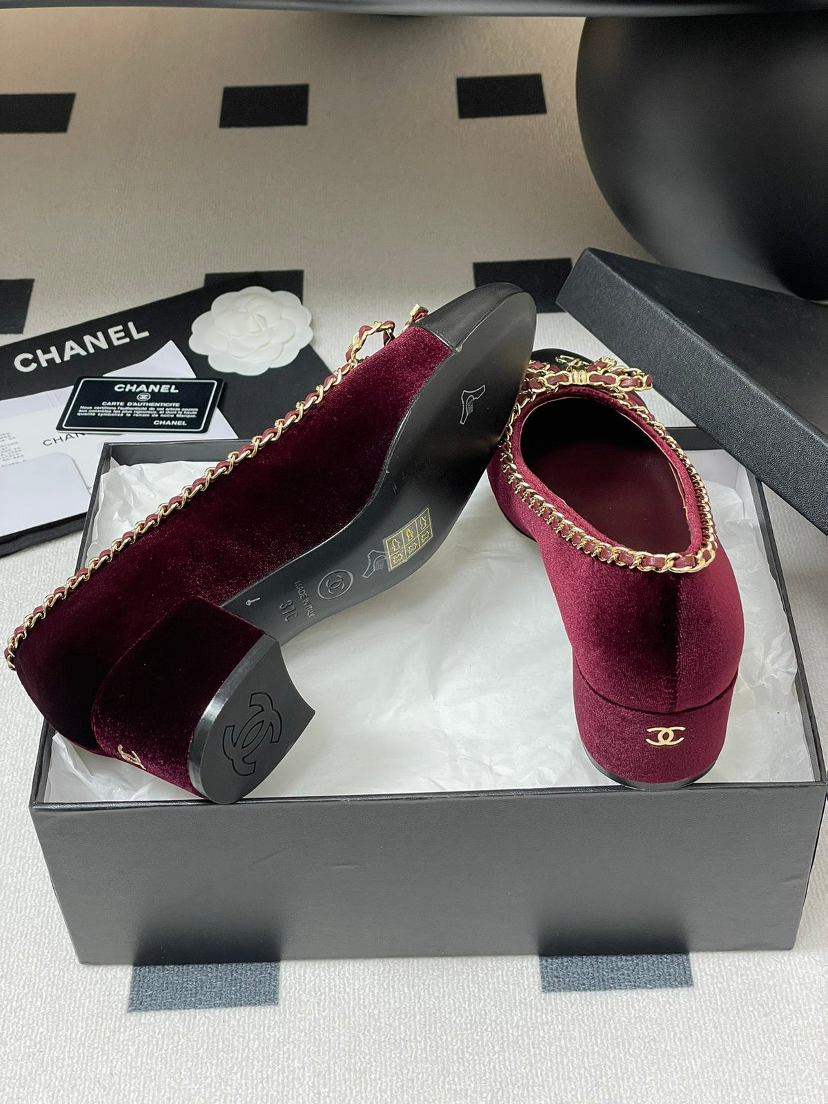 CC 25S 60mm Chain Bow Single Pumps Burgundy Velvet Black Sheepskin 247661