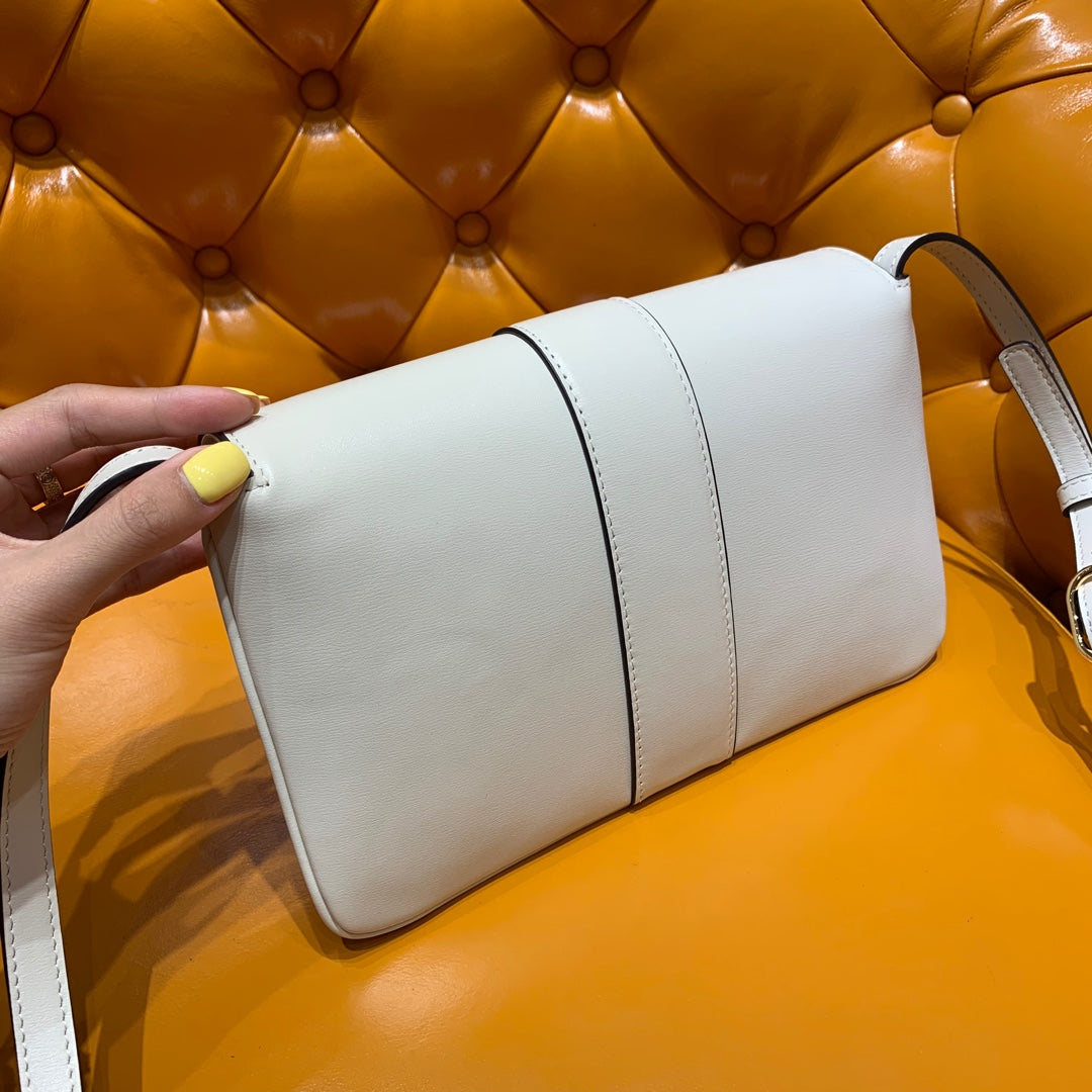 GG Arli Bag 25cm White Calfskin Gold Hardware