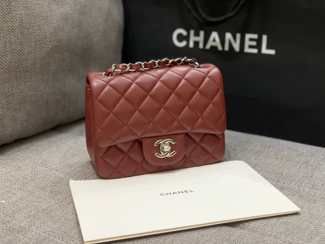 MINI SQUARE FLAP BAG 17CM BURGUNDY LAMBSKIN SILVER HARDWARE