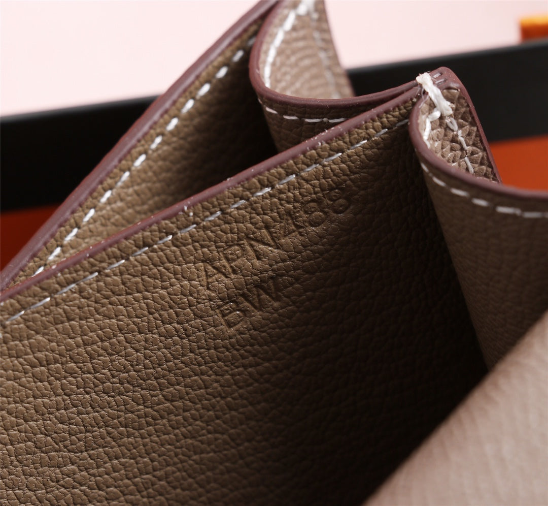 HM CONSTANCE BAGS 22 CHOCOLATE EPSOM GOLD HARDWARE