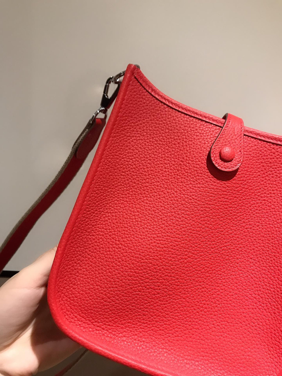 HM EVELYNE MINI 18 RED TOGO