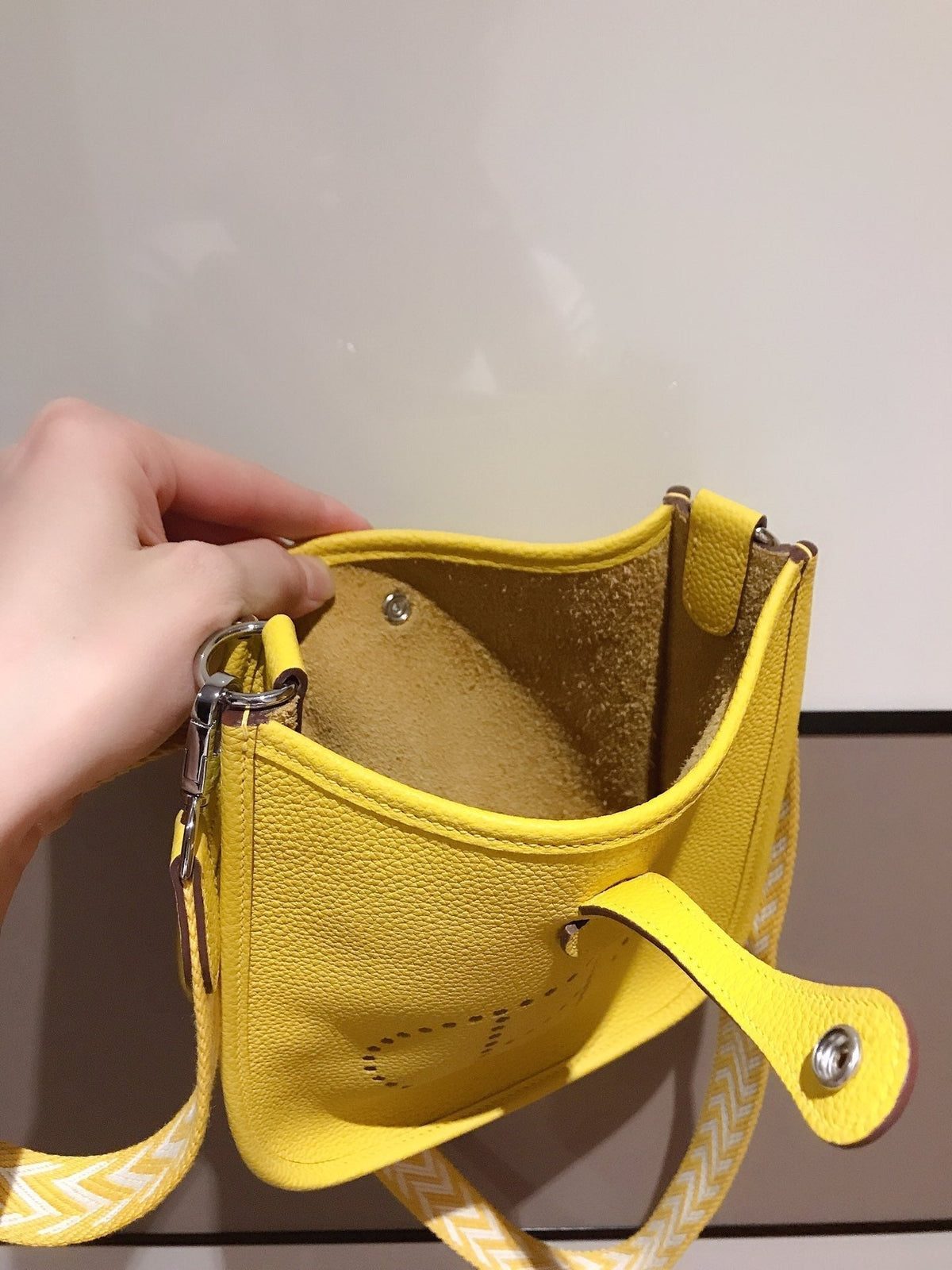 HM EVELYNE MINI 18 LEMON TOGO