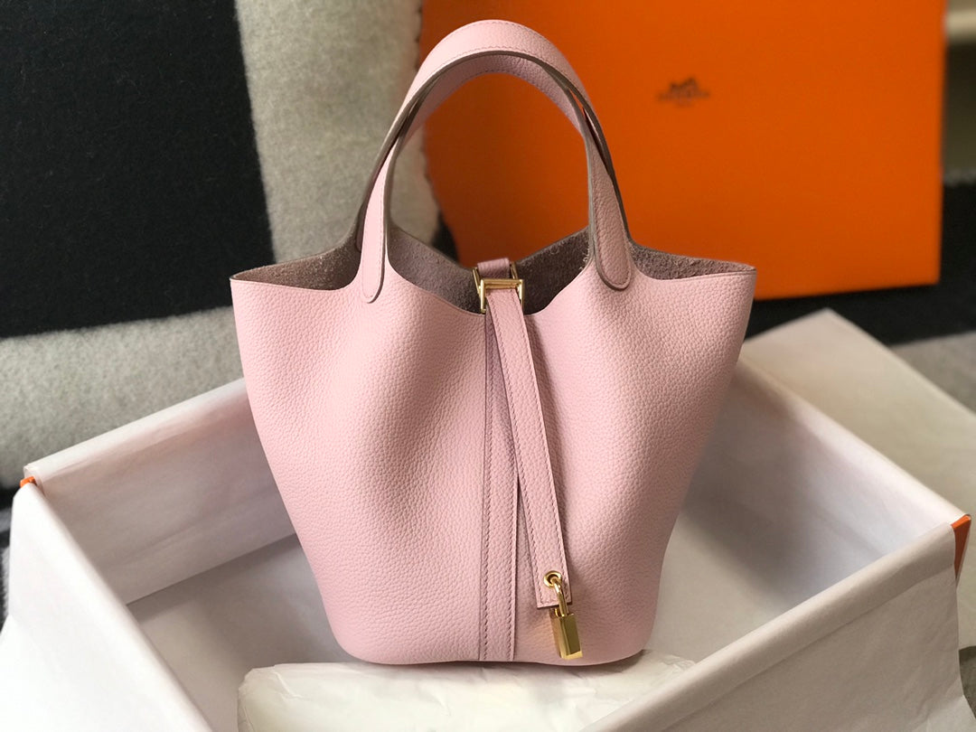 picotin lock 18 pink togo ghw