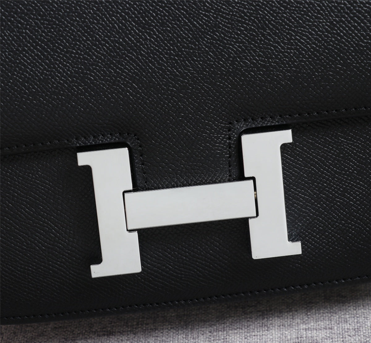 HM CONSTANCE BAGS 22 BLACK EPSOM SILVER HARDWARE