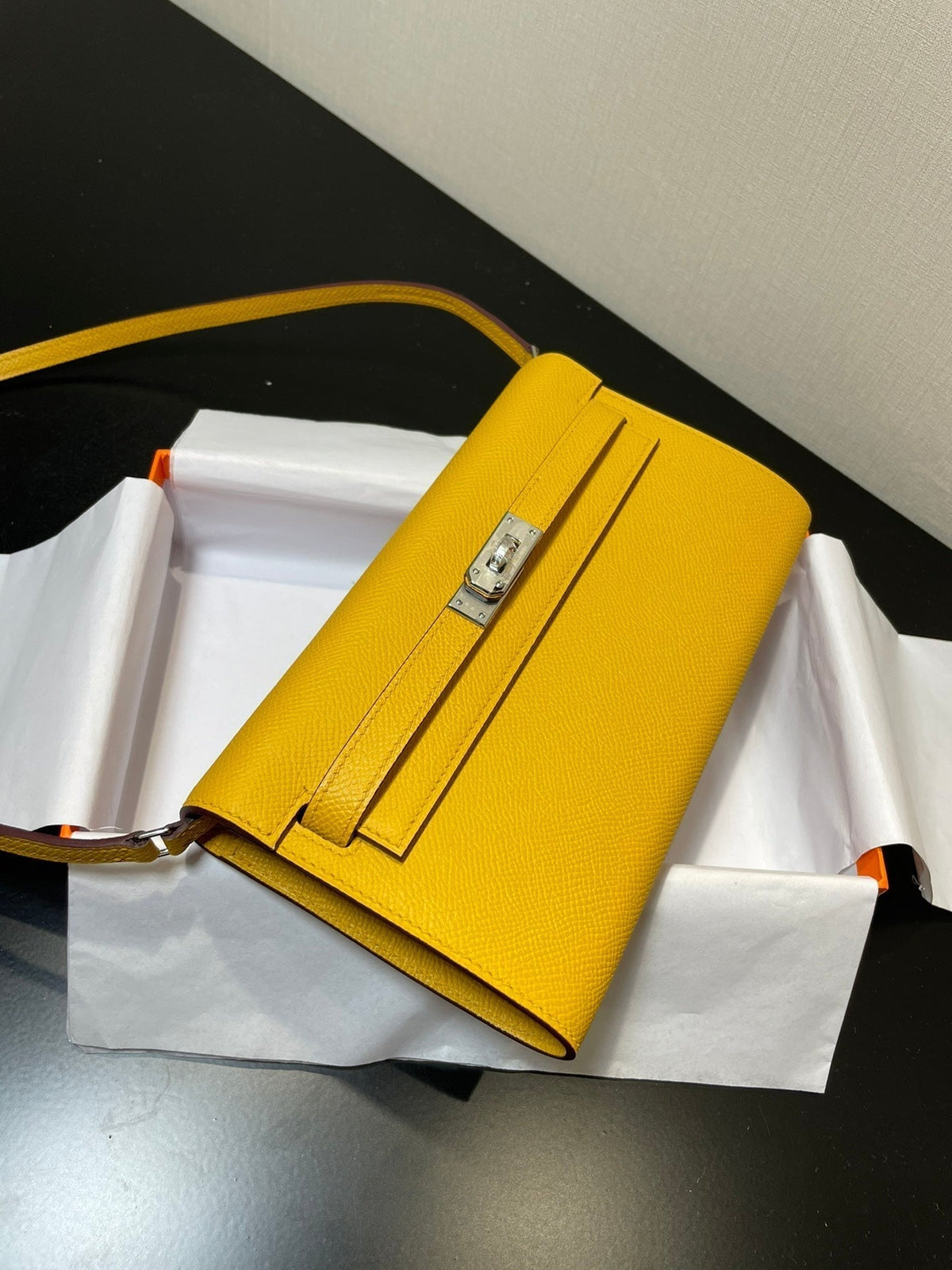 kelly woc 20.5 yellow epsom silver hardware