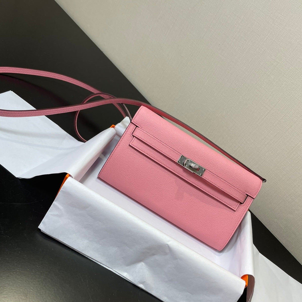 kelly woc 20.5 pink epsom silver hardware