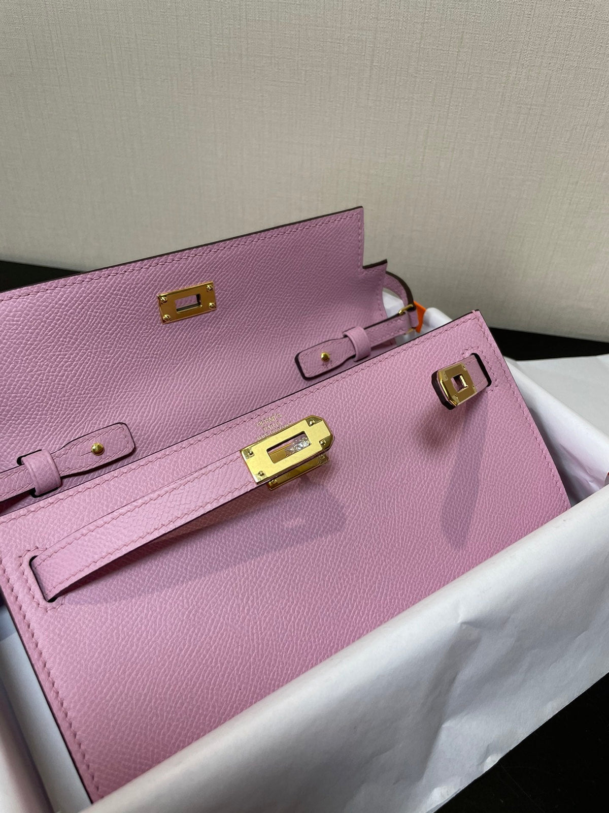 kelly woc 20.5 light pink epsom gold hardware