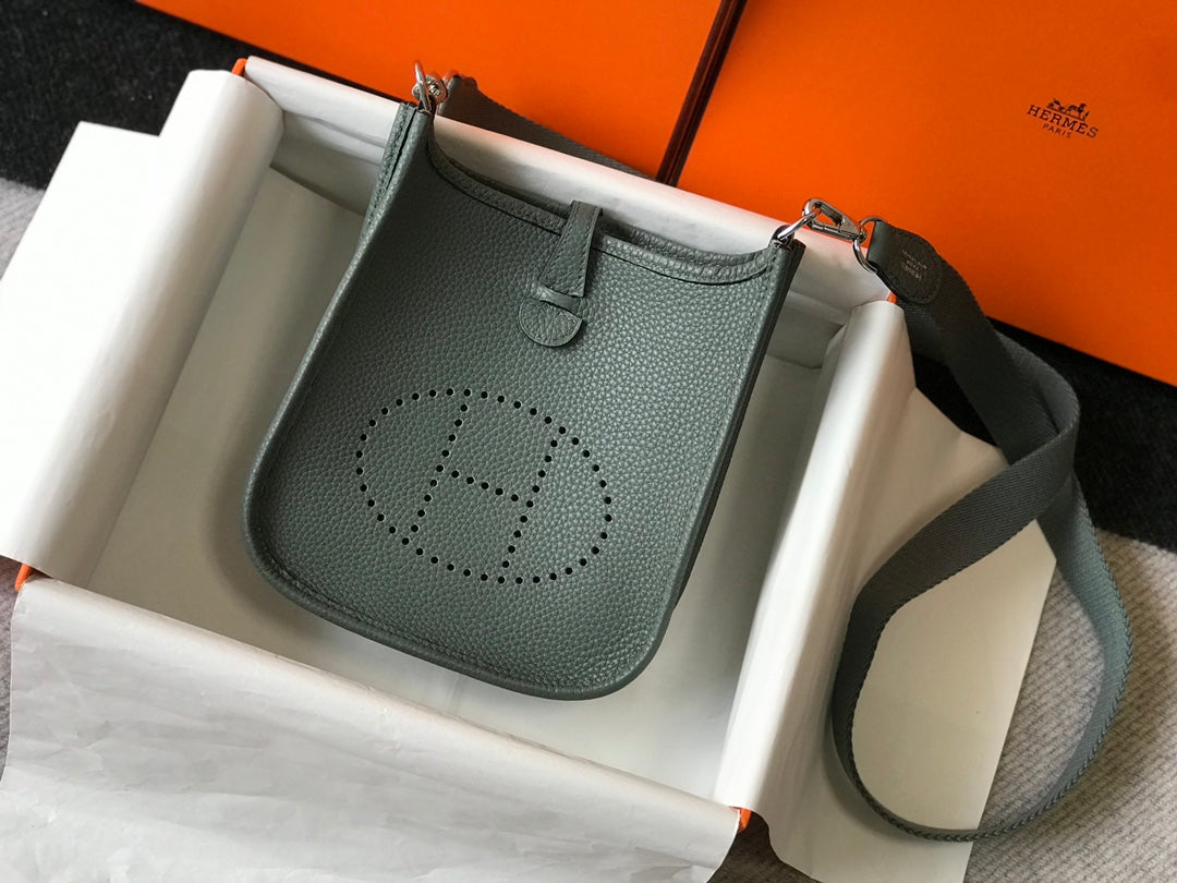Mini Evelyne 18cm Almond Green Togo Silver Hardware