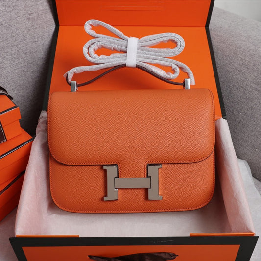 HM CONSTANCE BAGS 19 ORANGE EPSOM SILVER HARDWARE