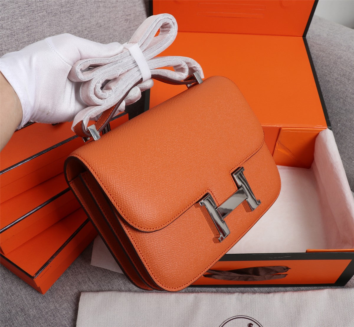 HM CONSTANCE BAGS 22 ORANGE EPSOM SILVER HARDWARE