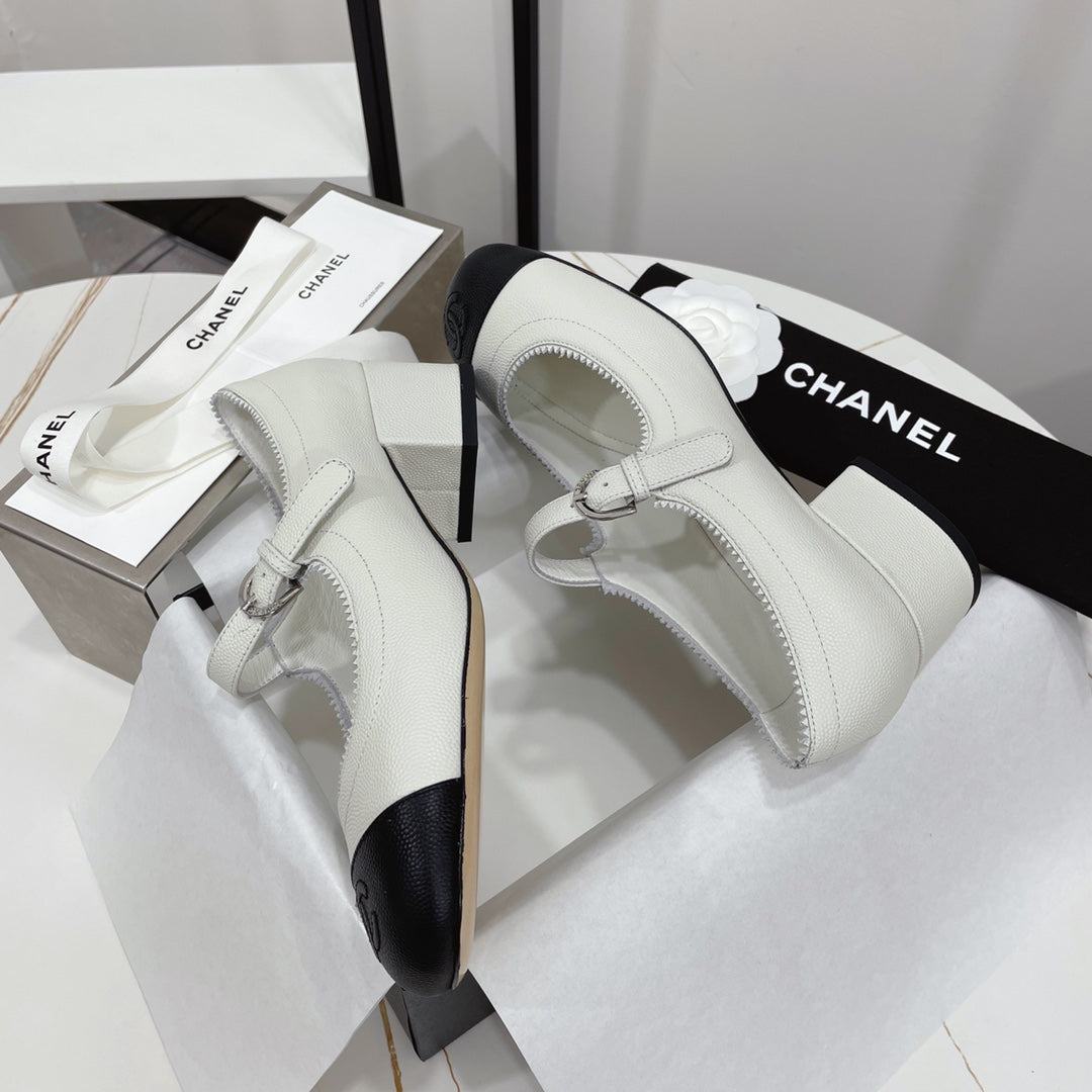 CC MARY JANE BLOCK HEEL WHITE SHEEPSKIN