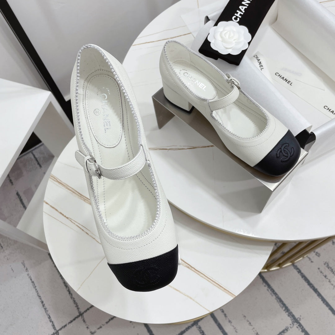 CC MARY JANE BLOCK HEEL WHITE SHEEPSKIN