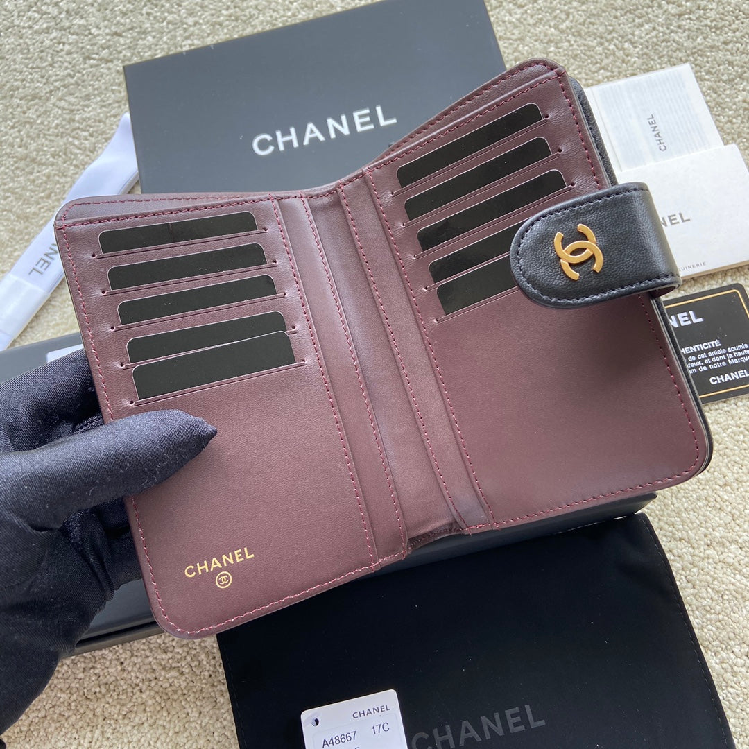 CC A48667 Zip Pocket Wallet Black Sheepskin GHW 229762
