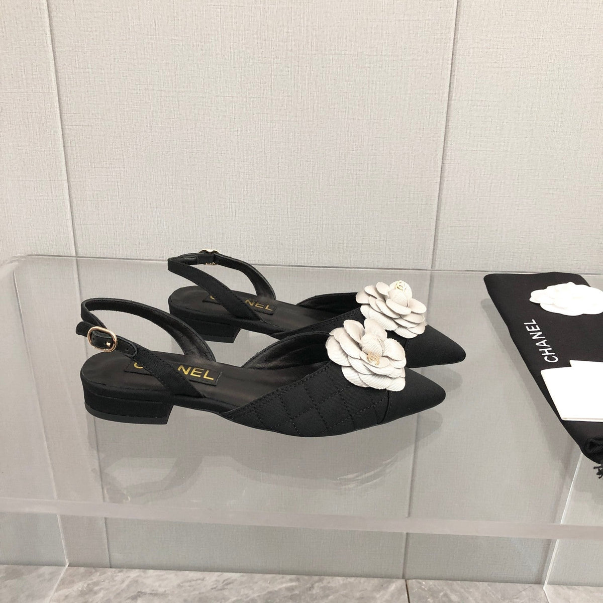 CC 25C 2CM Slingback Flats Black White Fabric 213237