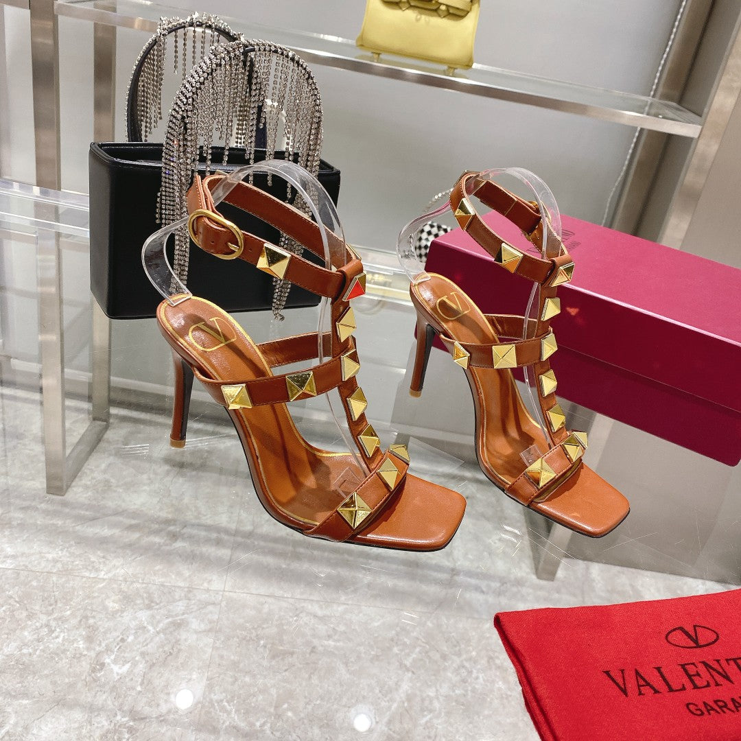 Valentino Studded Strappy Pumps 95mm Sheepskin 239551