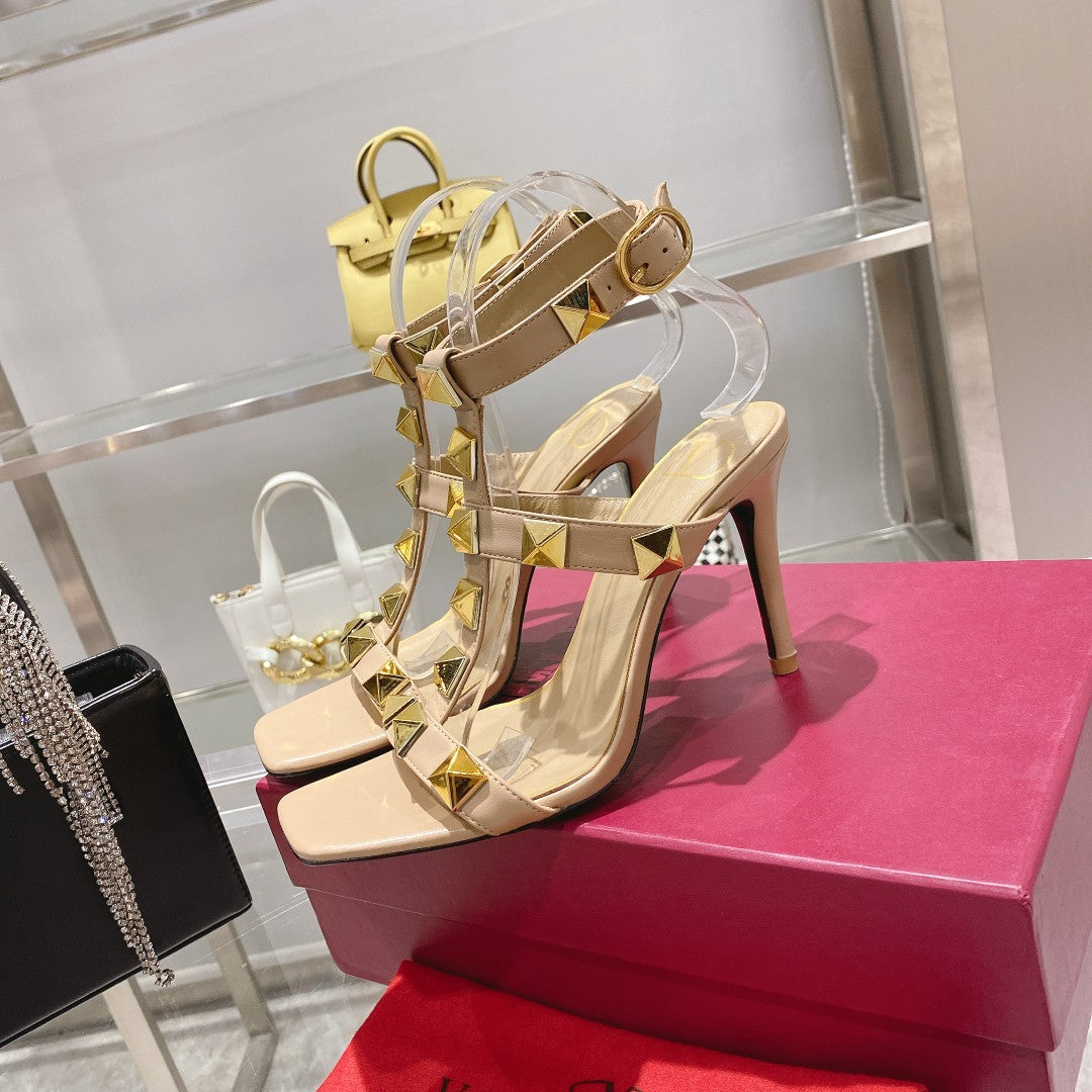 Valentino Studded Strappy Pumps 95mm Sheepskin 239551