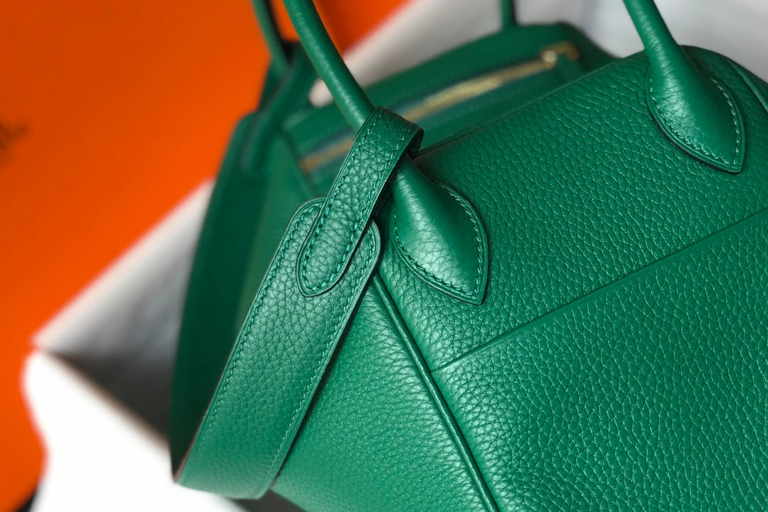 HM LINDY 30 BAG CASTLETON GREEN TAURILLON CLEMENCE LEATHER