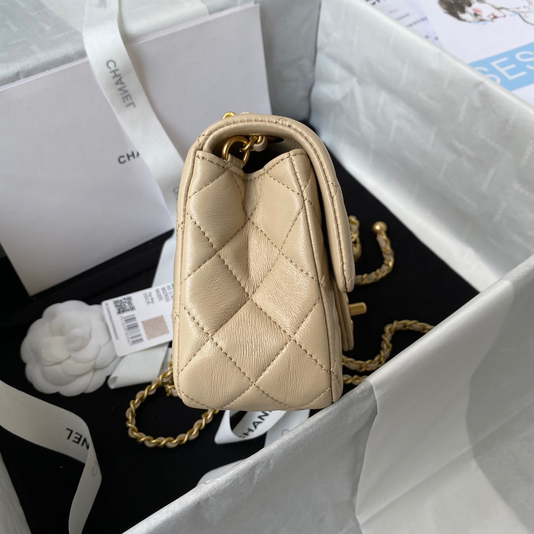 Classic Mini Flap Bag 20cm Beige Lambskin Gold Hardware