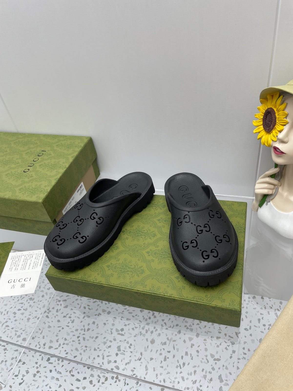 GG PLATFORM PERFORATED G SANDAL BLACK IP FOAM