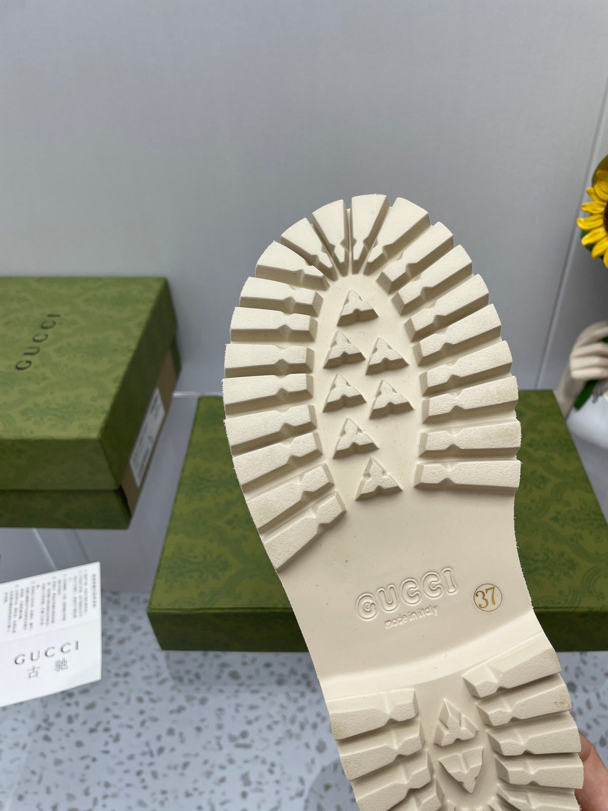 GG PLATFORM PERFORATED G SANDAL CREAM IP FOAM