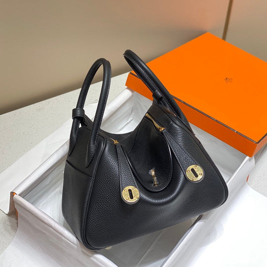 HM LINDY 30 BAG BLACK TAURILLON CLEMENCE LEATHER