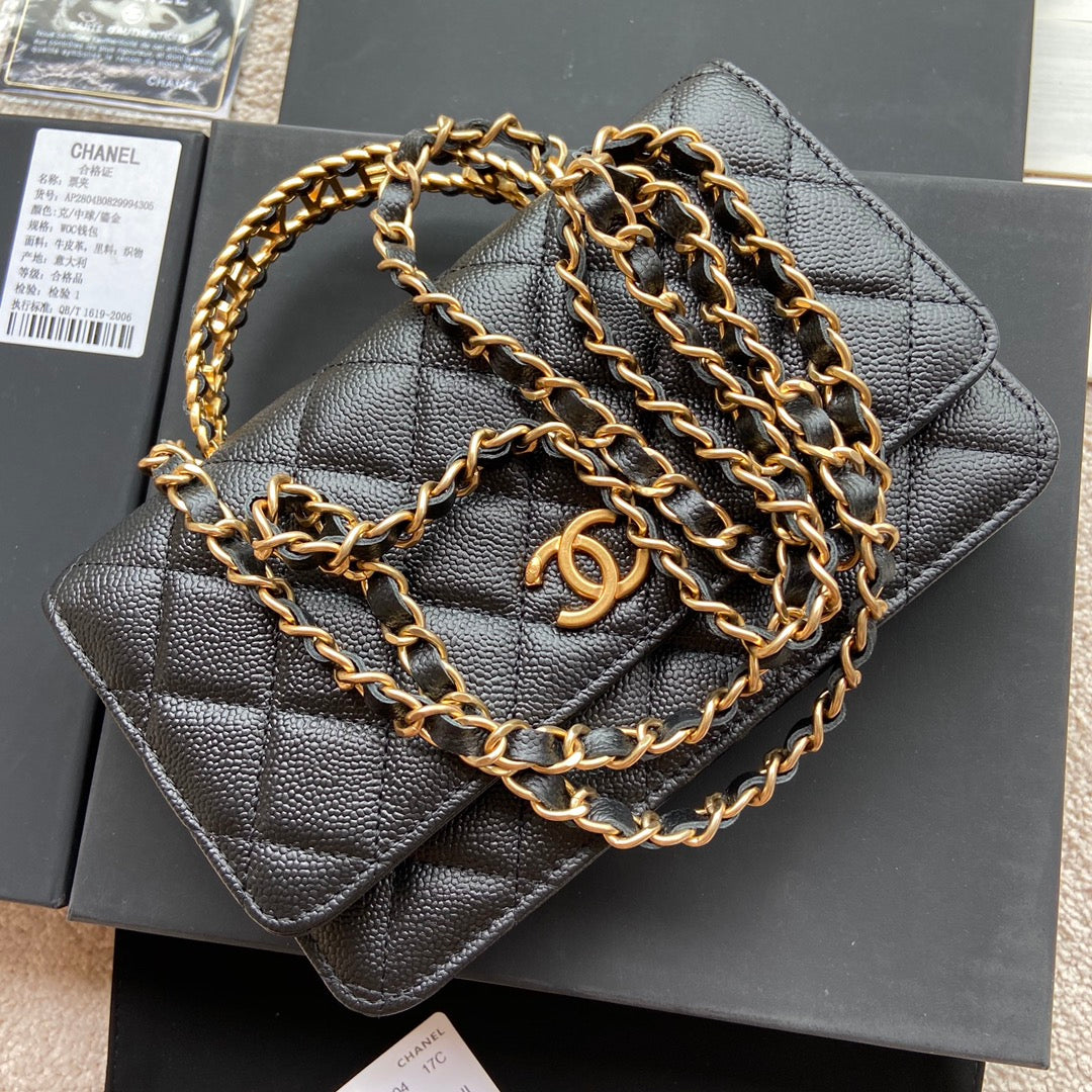 CC Logo Flap Bag 20cm Black Caviar GHW 235167