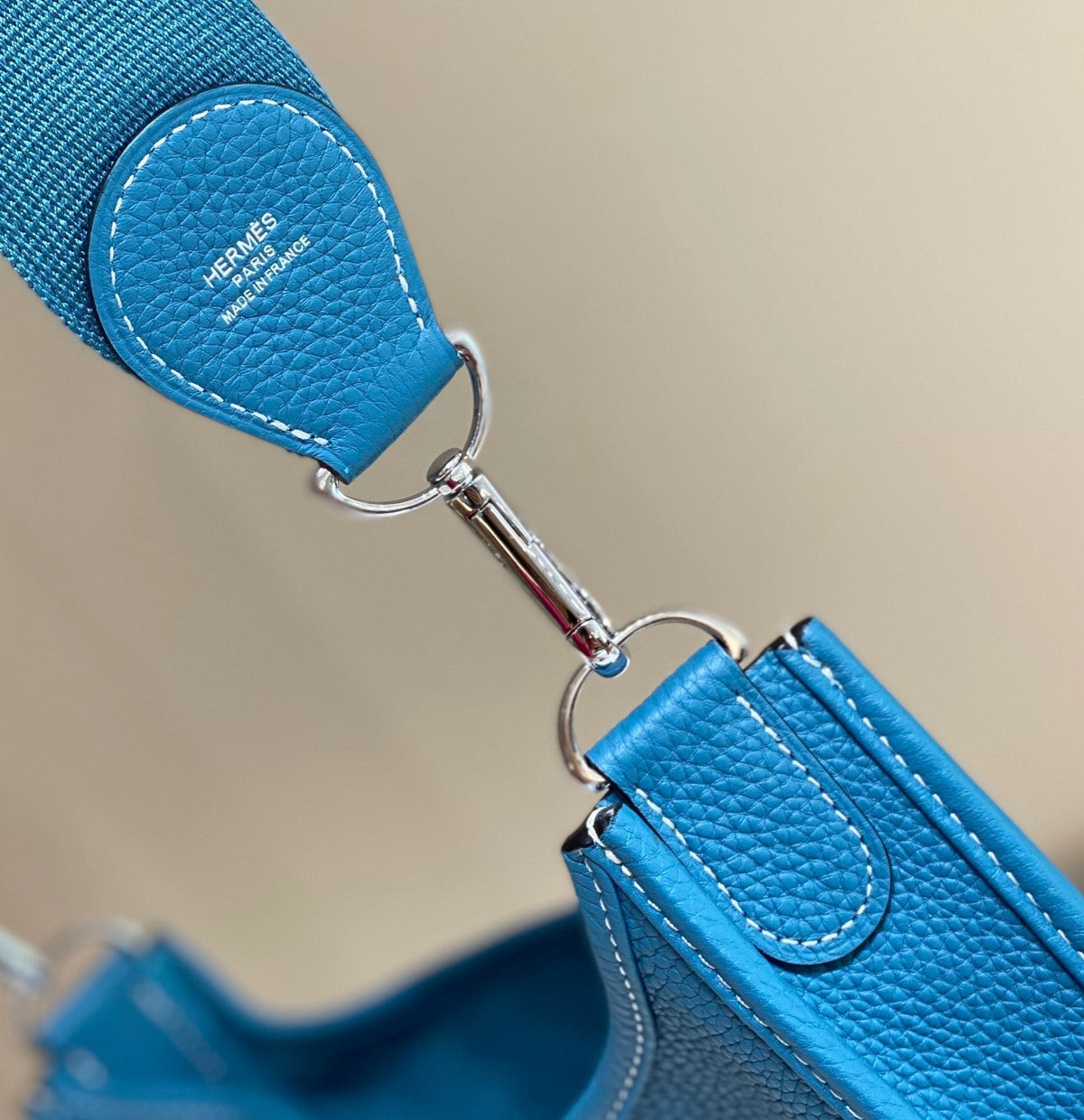 Evelyne 29cm Blue Togo Shw
