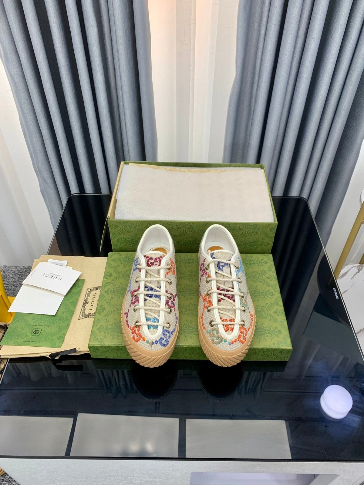 GG UNIQUE SNEAKER THICK-SOLE BEIGE CANVAS WITH PATTERN