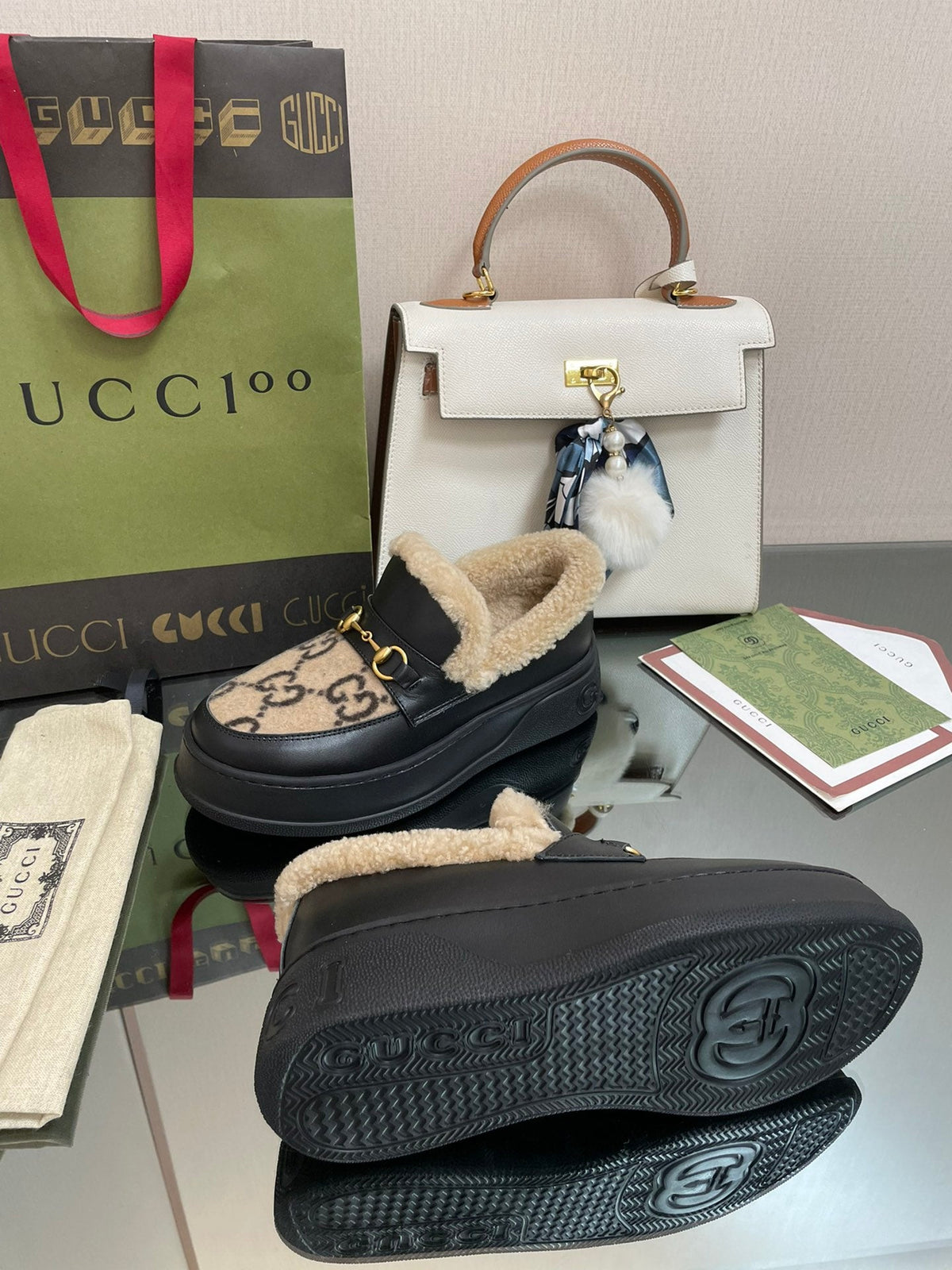 GG LOAFER IN CAMEL BROWN JACQUARD AND BLACK CALFSKIN WITH BEIGE WOOL LINING