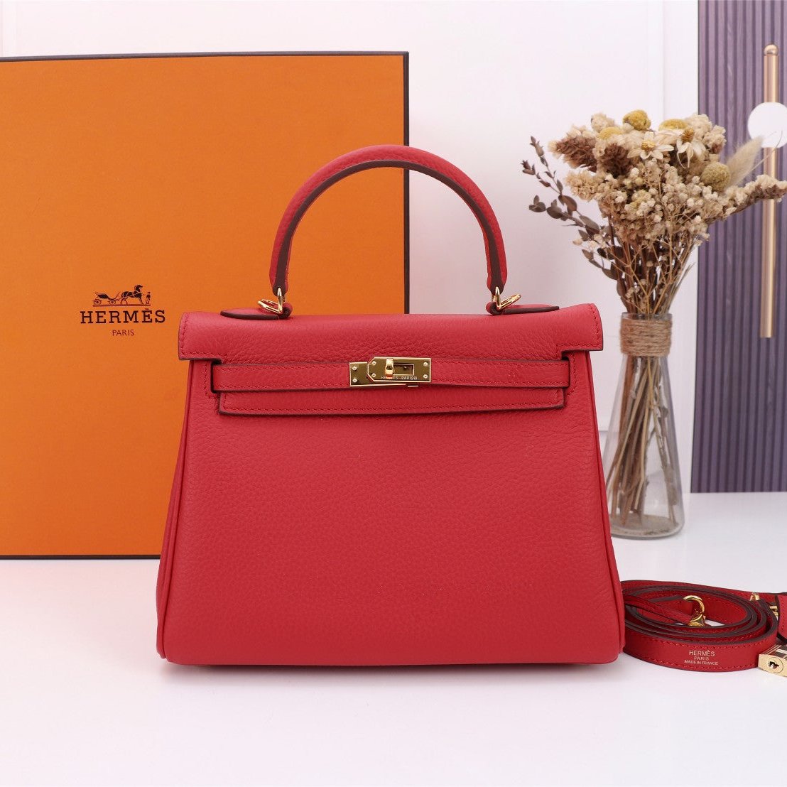 HM KELLY BAG 25 RED TOGO GOLD HARDWARE