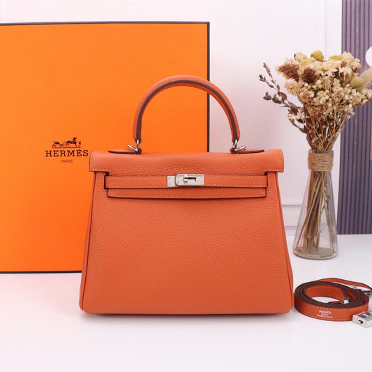 HM KELLY BAG 28 ORANGE TOGO SILVER HARDWARE