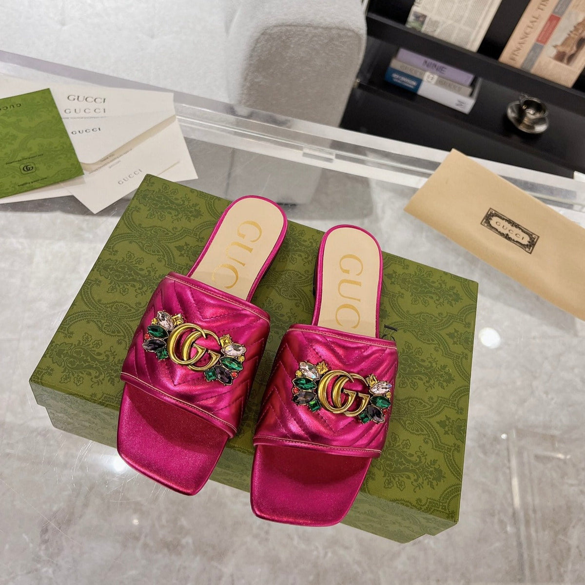GG SPARKLE CRYSTAL SLIDE SANDAL METALLIC PINK CALFSKIN