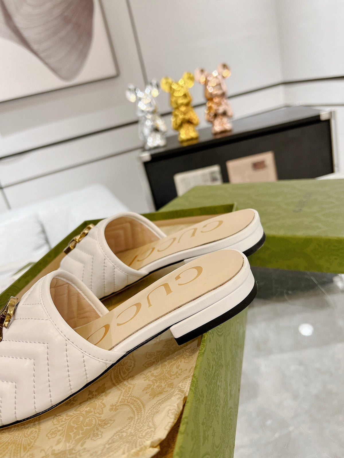 GG EXCLUSIVE SLIDE SANDAL CREAMY WHITE CALFSKIN