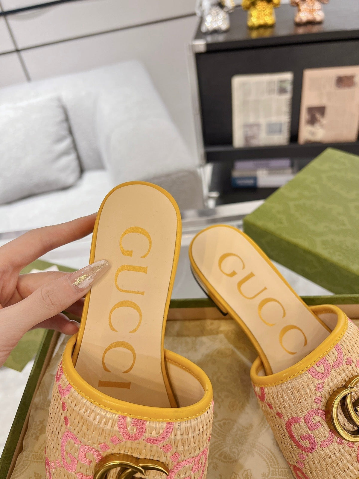 GG EXCLUSIVE SLIDE SANDAL AMBER SEDGE